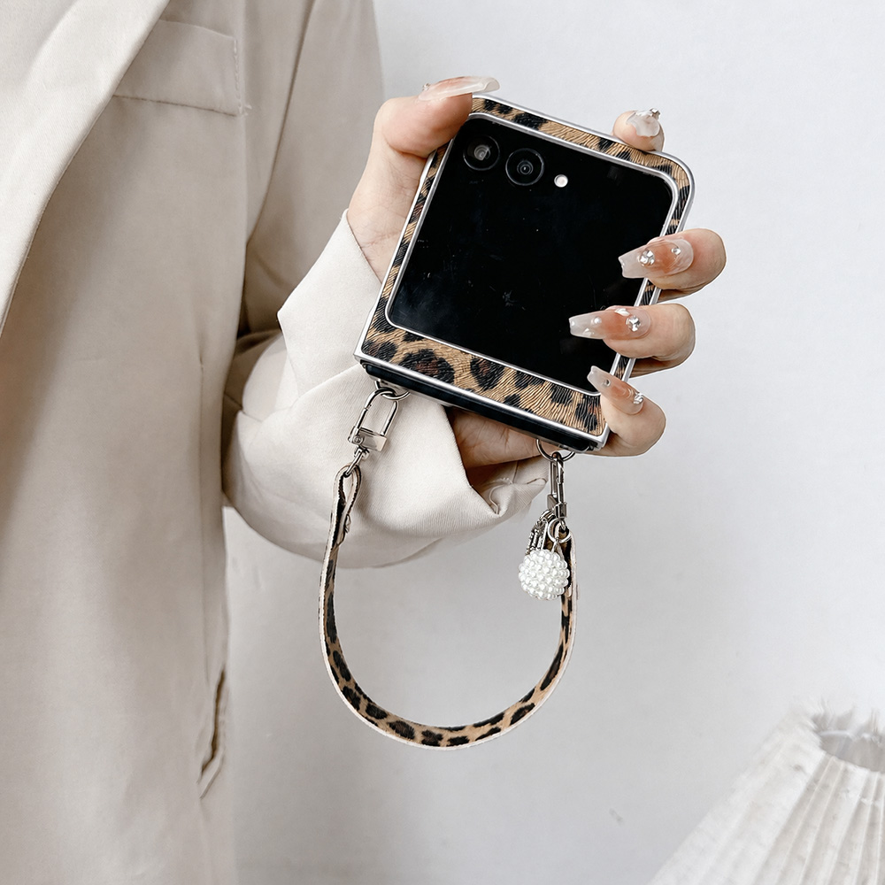 حافظة هاتف قابلة للطي بطبعة جل - مراجعة Mens Fashion Vintage وسعره